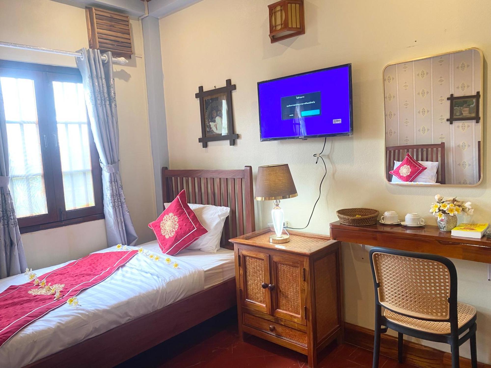 Golden Sun Boutique Hotel Luang Prabang Exterior foto
