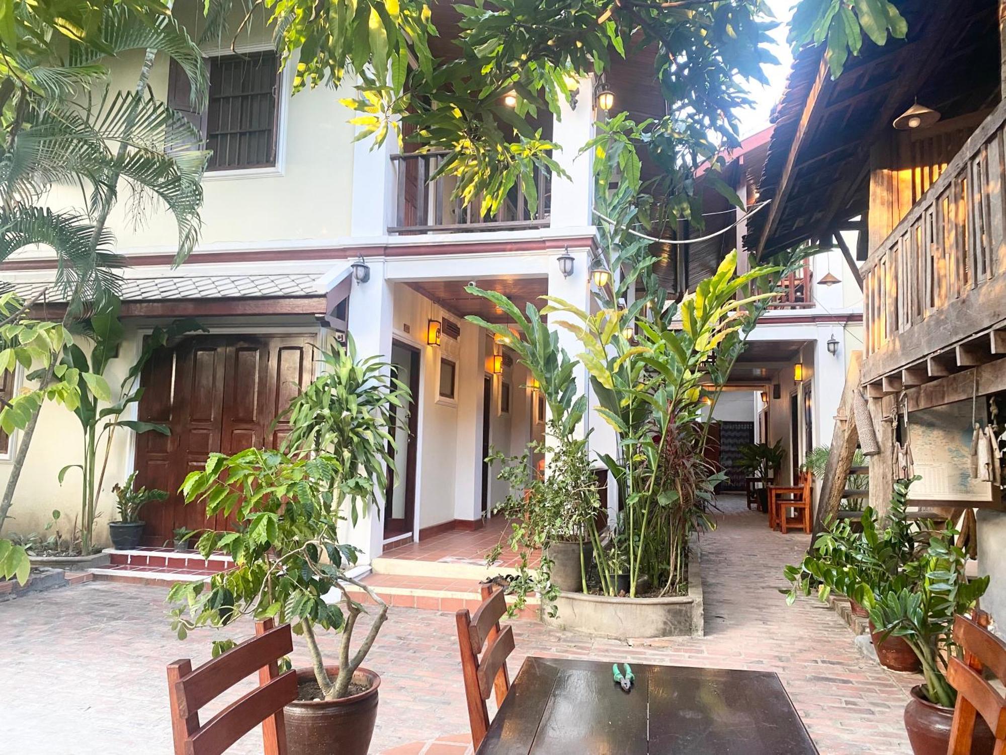 Golden Sun Boutique Hotel Luang Prabang Exterior foto